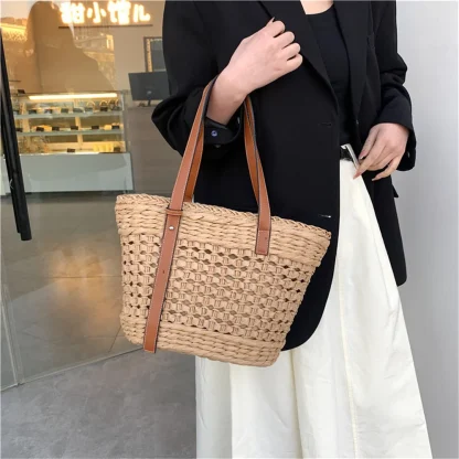 Medium Straw Bags